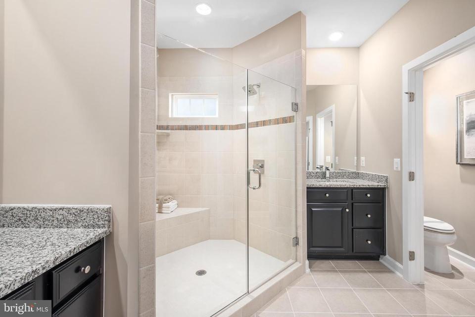  10814 Presidential Pkwy #F, Marlboro, MD 20772 photo 16