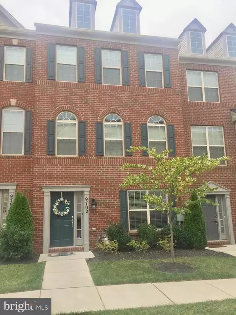 9702 Smithview Pl, Lanham, MD 20706