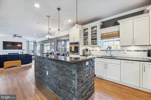 9904 Stall Ave, Lanham, MD 20706 photo 19
