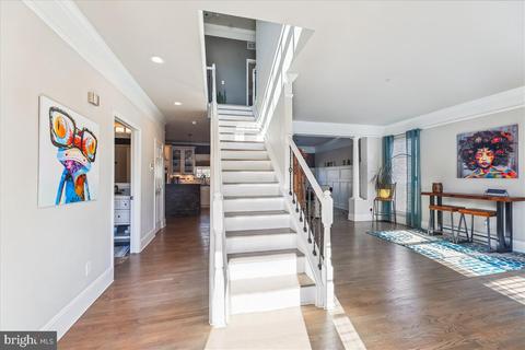 9904 Stall Ave, Lanham, MD 20706 photo 6