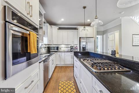 9904 Stall Ave, Lanham, MD 20706 photo 16