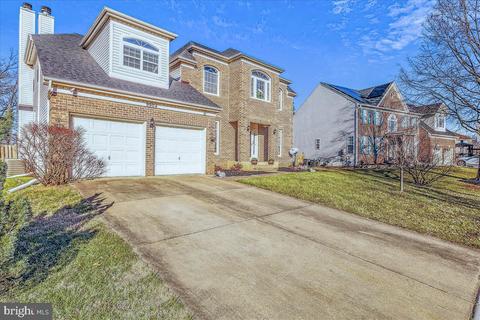 9904 Stall Ave, Lanham, MD 20706 photo 2