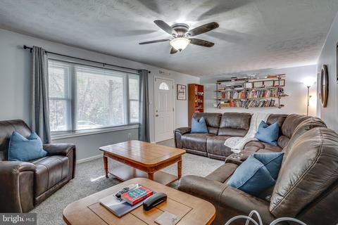 16800 Croom Rd, Brandywine, MD 20613 photo 1