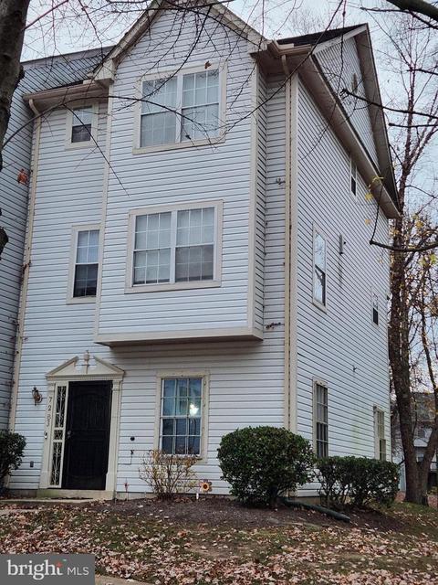 7283 Mahogany Dr #1, Hyattsville, MD 20785