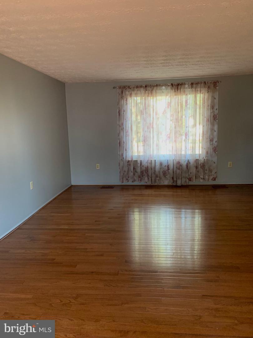  13012 Old Chapel Rd, Bowie, MD 20720 photo 9