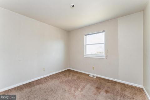 6504 Westview Ln, Lanham, MD 20706 photo 9