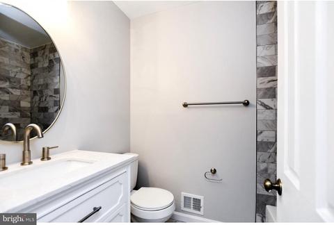 6905 Forbes Blvd, Lanham, MD 20706 photo 27