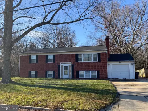 9513 Gwynndale Dr, Clinton, MD 20735