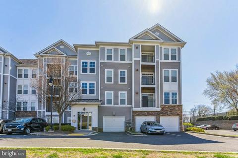 1341 Karen Blvd #306, Capitol Heights, MD 20743