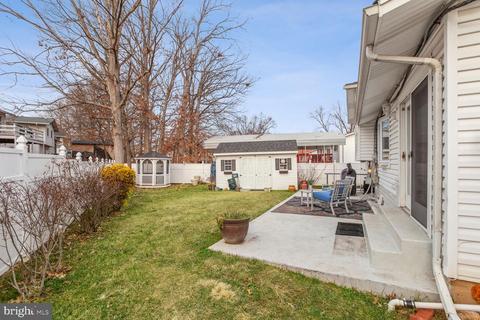 8910 91st Pl, Lanham, MD 20706 photo 16