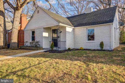 2515 Easton St, Temple Hills, MD 20748