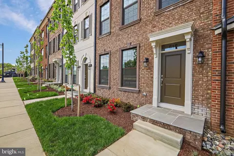 616 Halsey Way, National Harbor, MD 20745