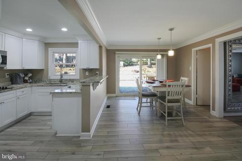 12506 Cedarbrook Ln, Laurel, MD 20708 photo 10
