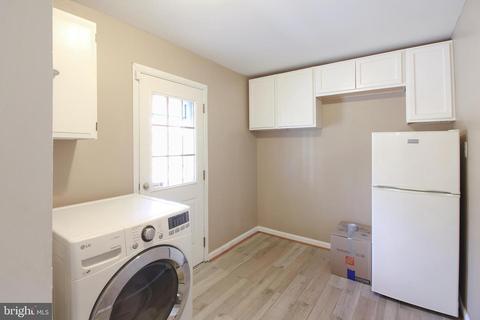 12506 Cedarbrook Ln, Laurel, MD 20708 photo 22