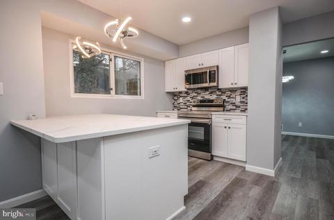 6825 Nashville Rd, Lanham, MD 20706 photo 12
