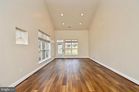 7200 Winterfield Ter, Laurel, MD 20707 photo 11