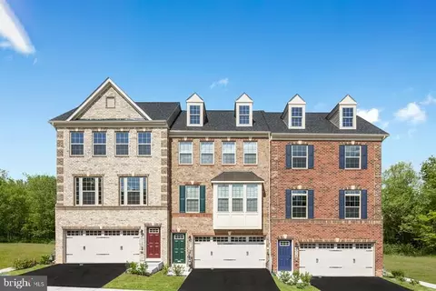 14846 Willow Run Ln, Laurel, MD 20707 photo 2
