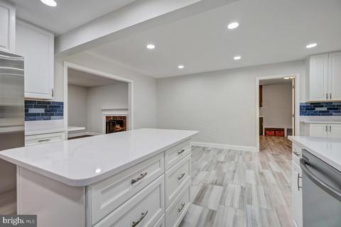 8807 Gramercy Ln, Laurel, MD 20708 photo 15