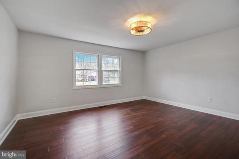8807 Gramercy Ln, Laurel, MD 20708 photo 28