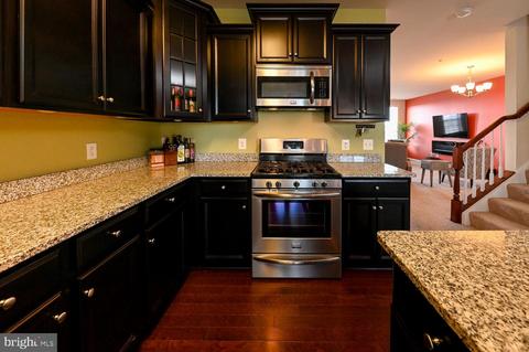 9134 Ruby Lockhart Blvd, Lanham, MD 20706 photo 18