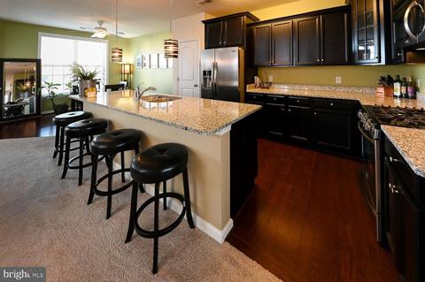 9134 Ruby Lockhart Blvd, Lanham, MD 20706 photo 10