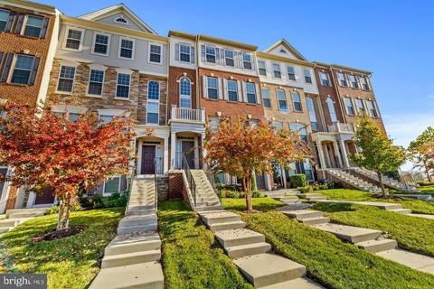 9134 Ruby Lockhart Blvd, Lanham, MD 20706 photo 1