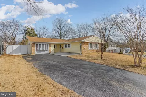 12634 Millstream Dr, Bowie, MD 20715