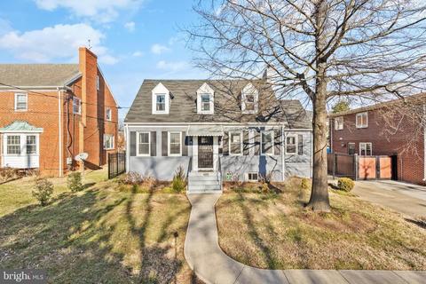 4609 Eastern Ave, Mount Rainier, MD 20712 photo 1
