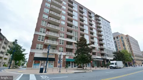 157 Fleet St #609, Oxon Hill, MD 20745