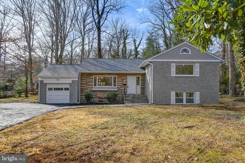 7008 Wells Pkwy, University Park, MD 20782