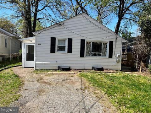 610 Fernleaf Ave, Capitol Heights, MD 20743