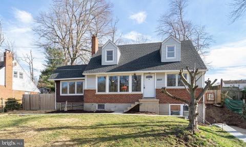 10507 Deakins Hall Dr, Adelphi, MD 20783