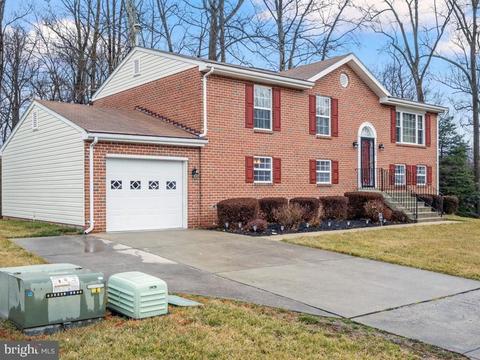 7616 Mezmer Ln, Clinton, MD 20735