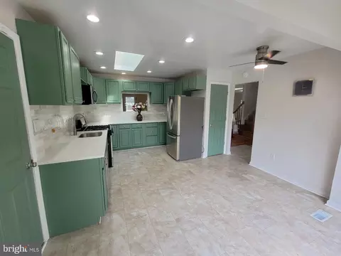 6519 Midra Dr, Lanham, MD 20706 photo 16