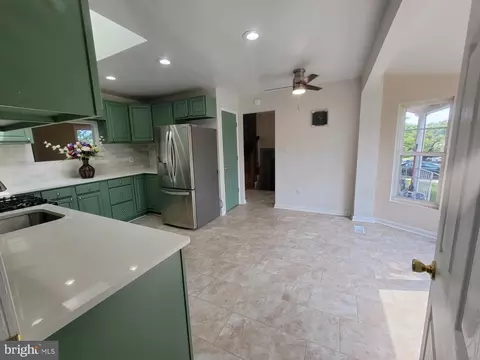 6519 Midra Dr, Lanham, MD 20706 photo 13