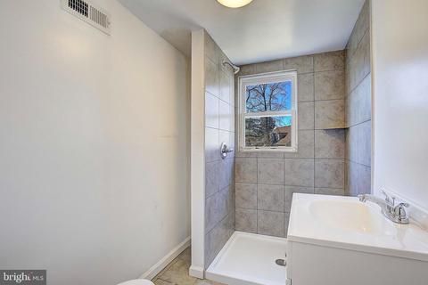 6300 Cipriano Rd, Lanham, MD 20706 photo 21