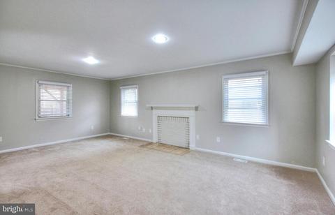 12504 Silverbirch Ln, Laurel, MD 20708 photo 4