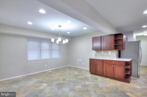 12504 Silverbirch Ln, Laurel, MD 20708 photo 7