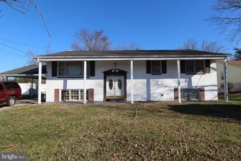 8506 Weimar Ct, Clinton, MD 20735