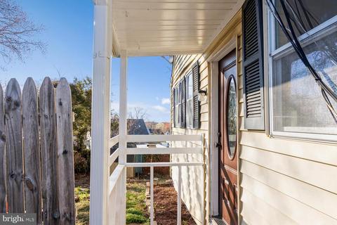 5814 67th Ave, Riverdale, MD 20737