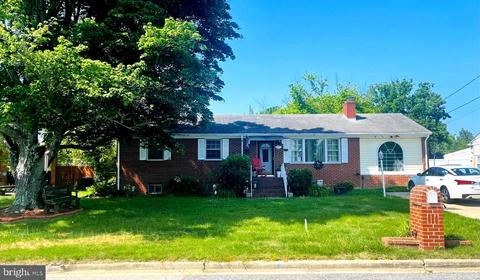 2208 Rosedell Pl, Fort Washington, MD 20744
