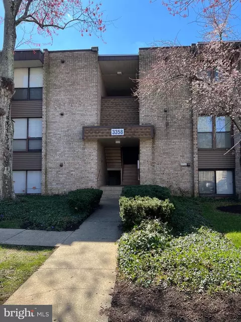 3358 Huntley Square Dr #T2, Temple Hills, MD 20748