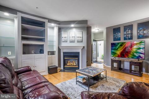 14213 Hampshire Hall Ct #G-507, Upper Marlboro, MD 20772