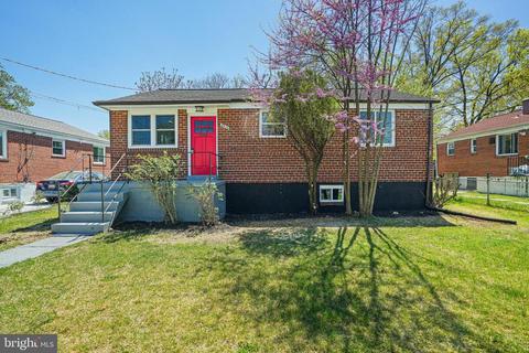2415 Hannon St, Hyattsville, MD 20783