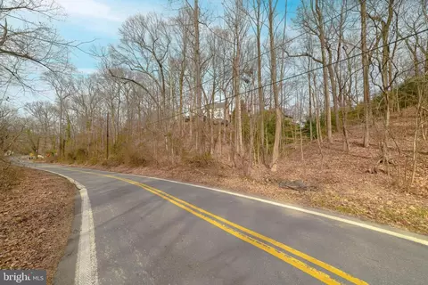 2702 Cool Spring Rd, Adelphi, MD 20783 photo 12