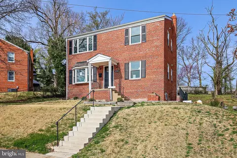 2324 Saint Clair Dr, Temple Hills, MD 20748