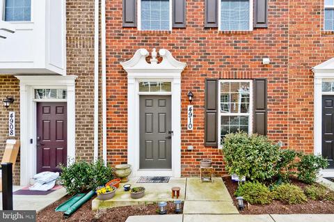 4910 Crest View Dr, Hyattsville, MD 20782