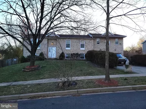 7217 Sybaris Dr, Upper Marlboro, MD 20772