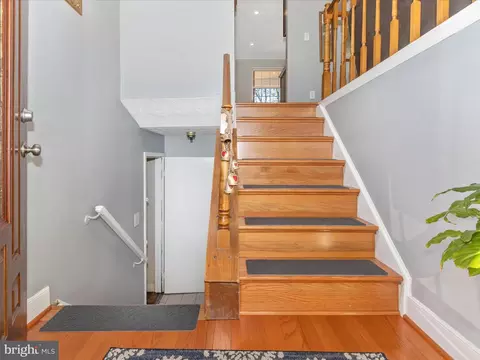 8603 Briarwood Ct, Laurel, MD 20708 photo 4