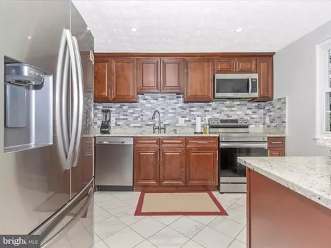 8603 Briarwood Ct, Laurel, MD 20708 photo 13